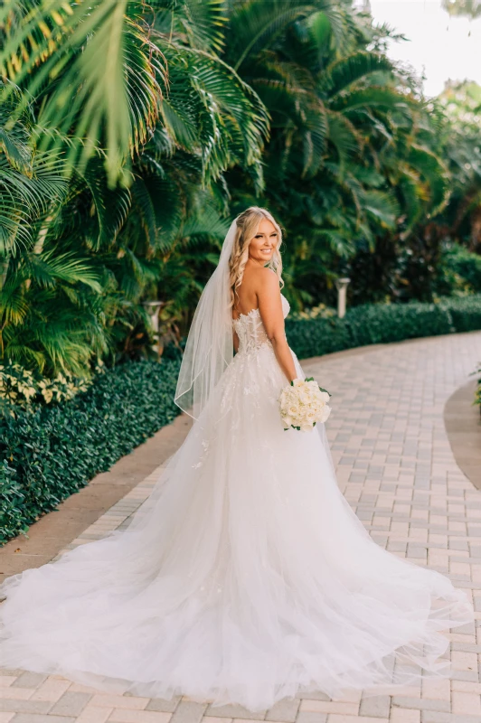 A Beach Wedding for Nicole and Michael