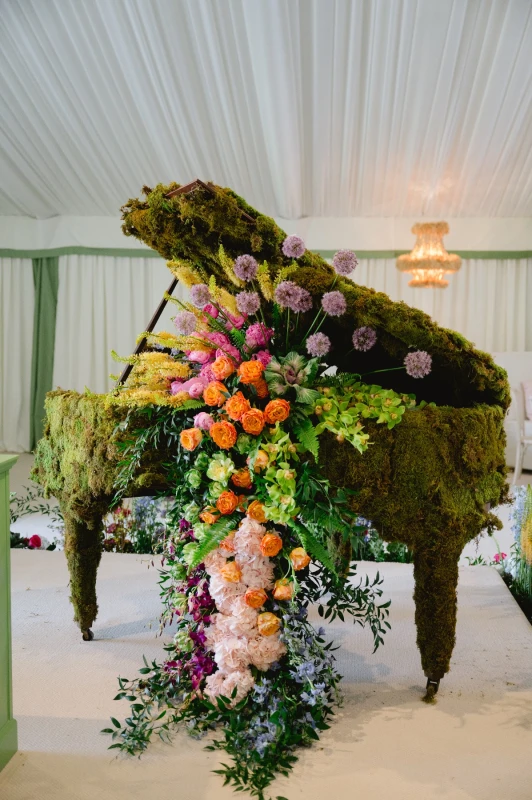 A Colorful Wedding for Rachel and Trevor