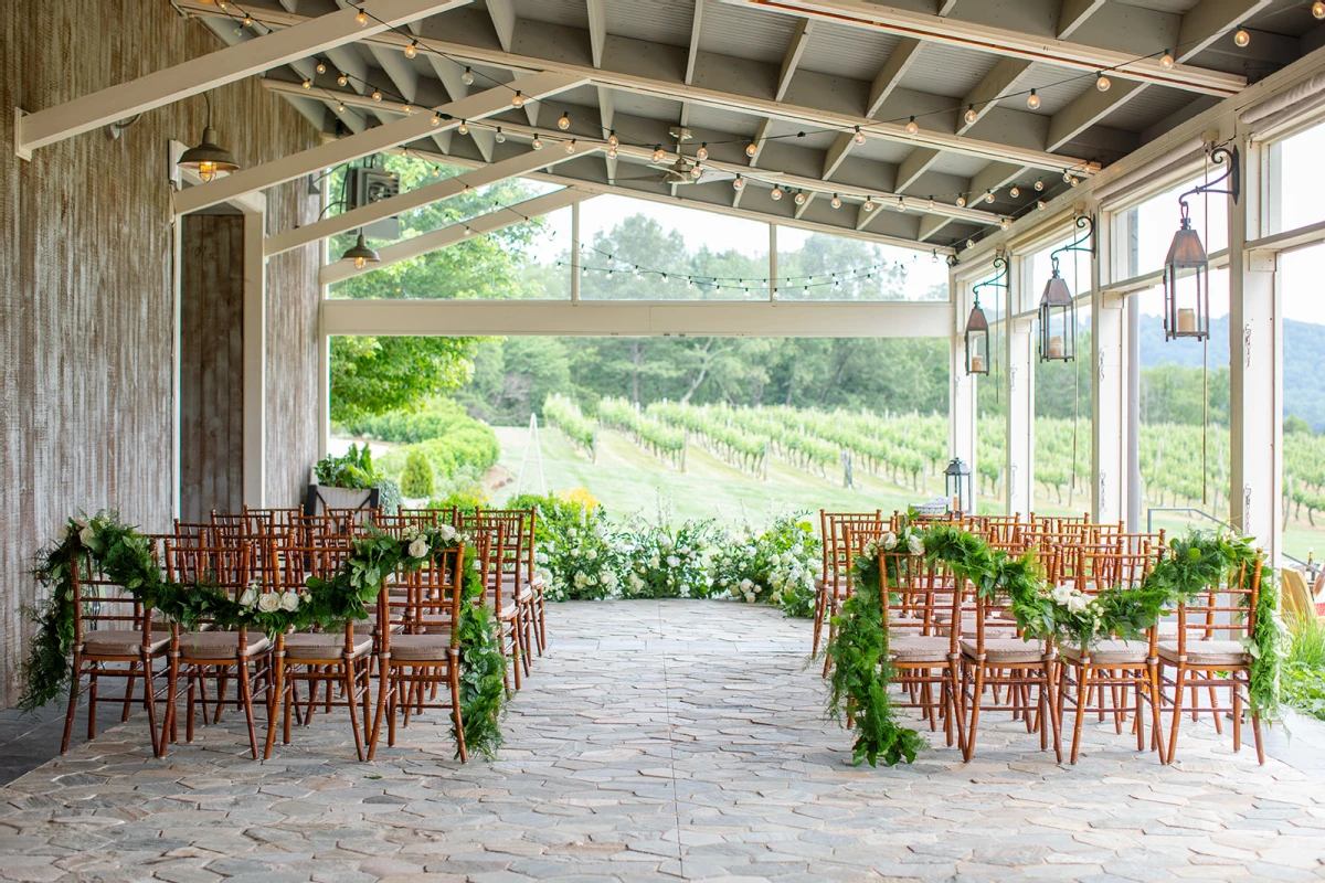 A Classic Wedding for Rebecca and John