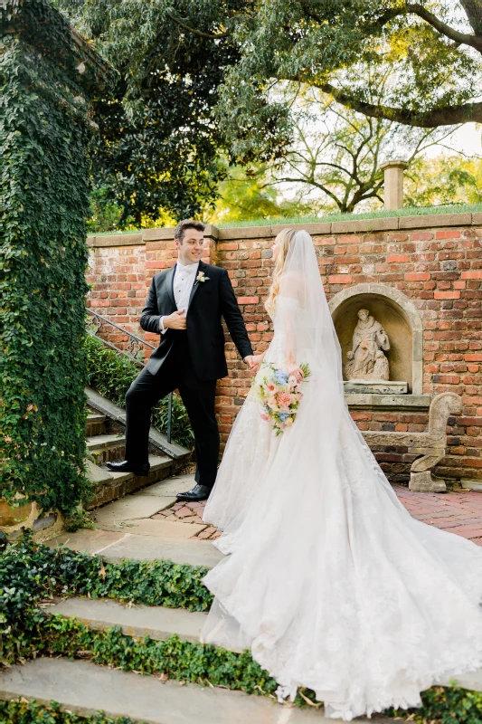 An Outdoor Wedding for Riley and Eric