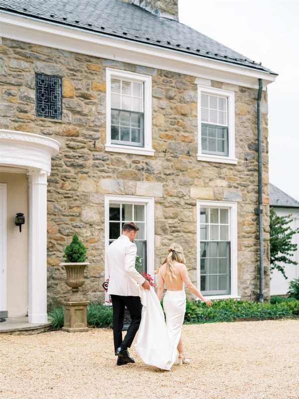 An Outdoor Wedding for Sara and Cory