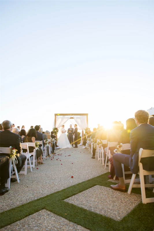 A Classic Wedding for Sarah and Rory