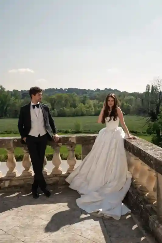 A Chateau Editorial