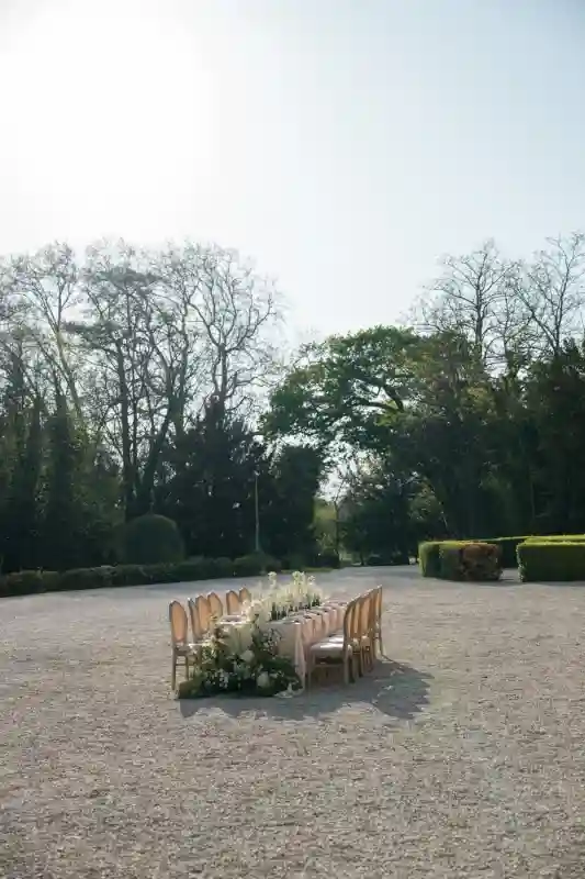 A Chateau Editorial