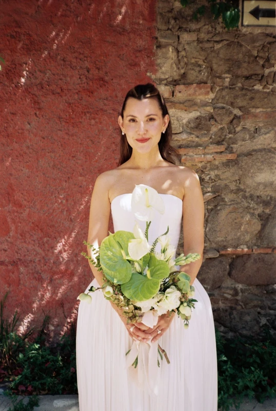 A Romantic Colonial Wedding for Sophie and Bill