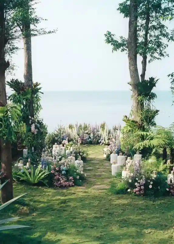 A Colorful Wedding for Trung and Quỳnh