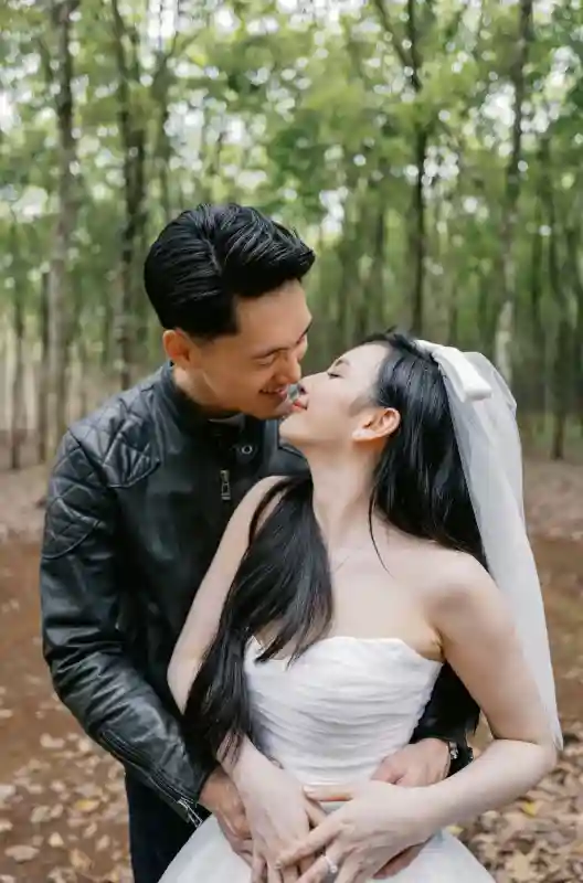 A Colorful Wedding for Trung and Quỳnh