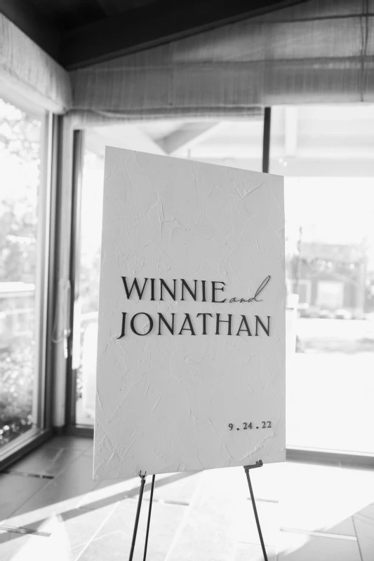 A Modern Wedding for Winnie and Jonathan