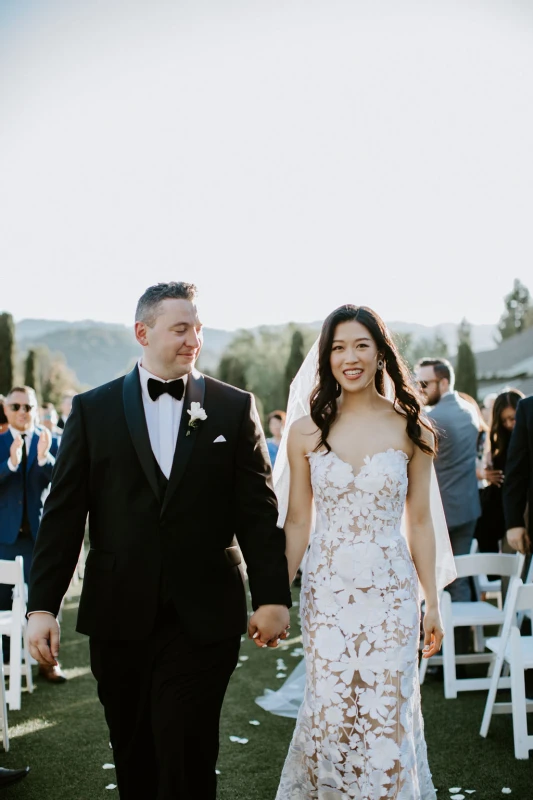 A Modern Wedding for Winnie and Jonathan