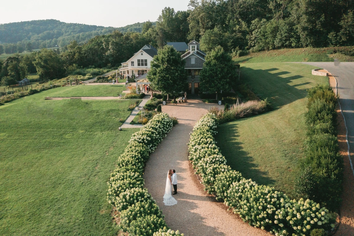 A Garden Wedding for Yumi and Andrew