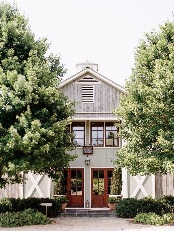 A Garden Wedding for Yumi and Andrew